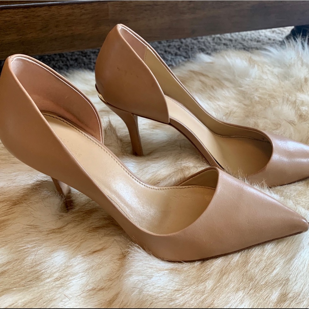 Michael Kors Nude Pumps